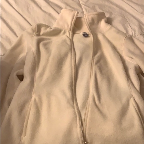 Fleece - Picture 2 of 3